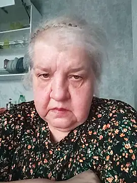 HapinessLovee online show from 23, 4, 2026