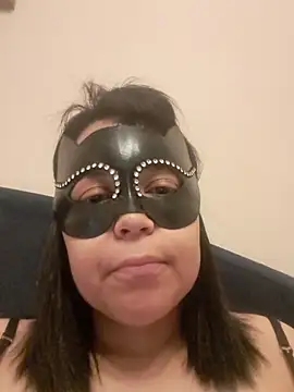 h4cPaolaMascherata online show from 5, 6, 2026