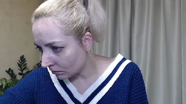 Snapshot of sweetpussy chatting on 24, 1, 2025 sweetpussy online show from 24, 1, 2025