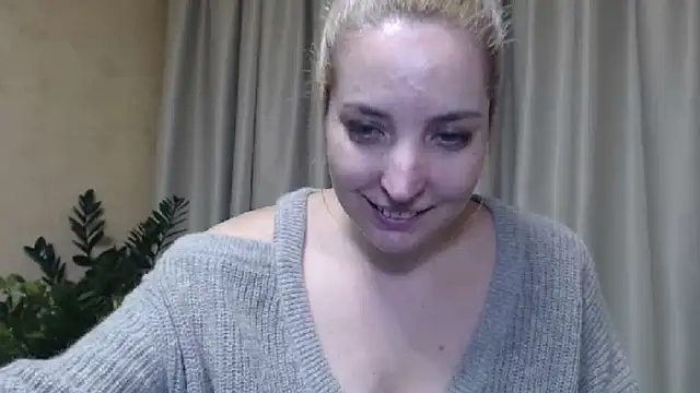 Snapshot of sweetpussy chatting on 26, 1, 2025 sweetpussy online show from 26, 1, 2025