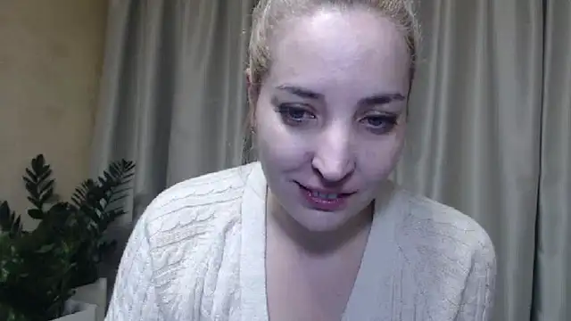 Snapshot of sweetpussy chatting on 15, 2, 2025 sweetpussy online show from 15, 2, 2025