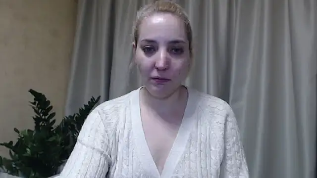 Snapshot of sweetpussy chatting on 21, 2, 2025 sweetpussy online show from 21, 2, 2025
