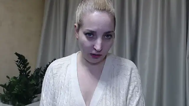 Snapshot of sweetpussy chatting on 27, 2, 2025 sweetpussy online show from 27, 2, 2025