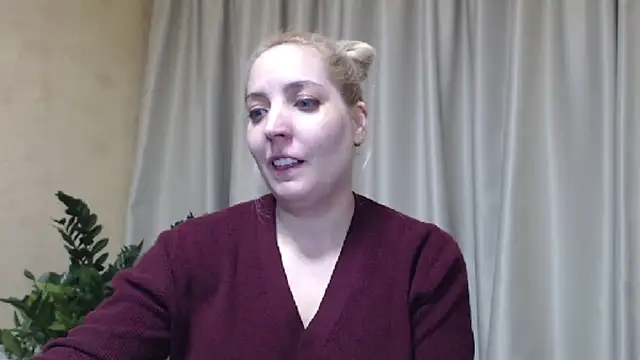 Snapshot of sweetpussy chatting on 11, 3, 2025 sweetpussy online show from 11, 3, 2025