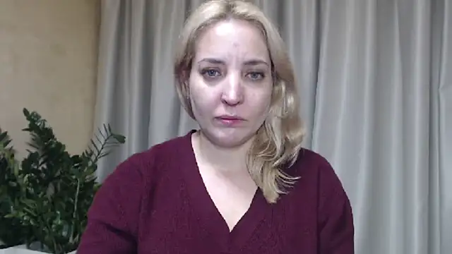 Snapshot of sweetpussy chatting on 10, 10, 2025 sweetpussy online show from 10, 10, 2025