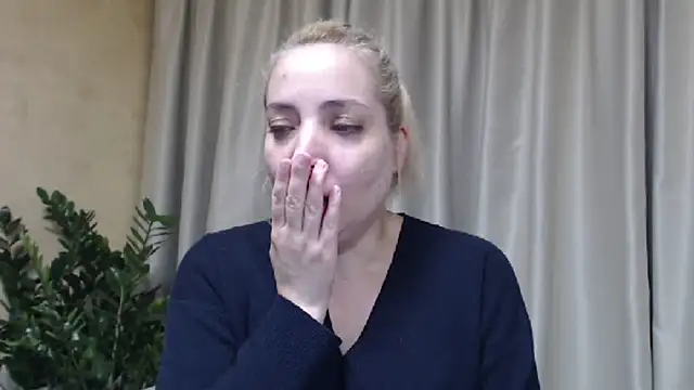 Snapshot of sweetpussy chatting on 9, 11, 2025 sweetpussy online show from 9, 11, 2025