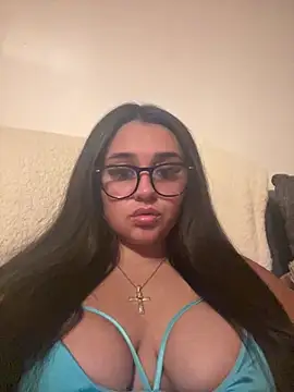 Snapshot of Wild_Busty_Niyah_XX chatting on 15, 4, 2026 Wild Busty Niyah XX online show from 15, 4, 2026