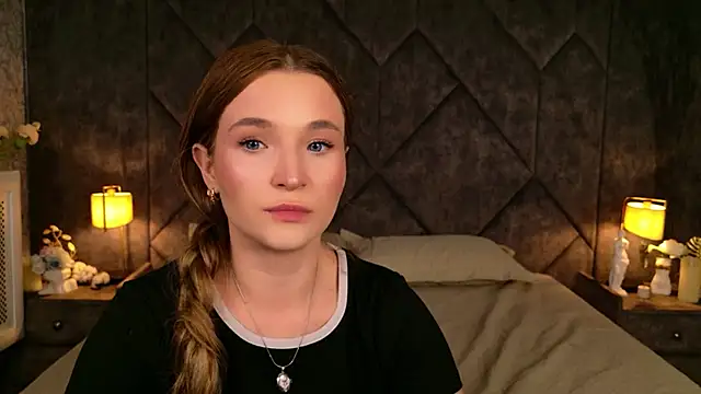 Lina Sinerz online show from 19, 6, 2026