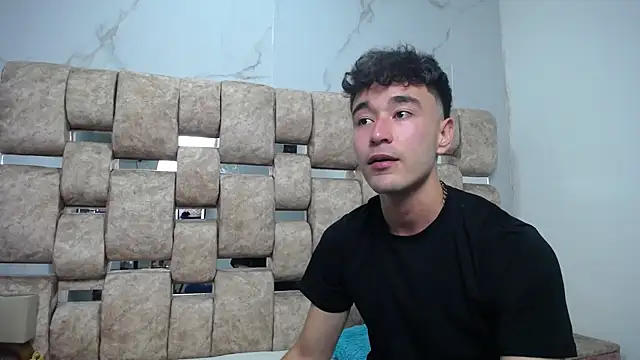 KathyAiden online show from 21, 4, 2026