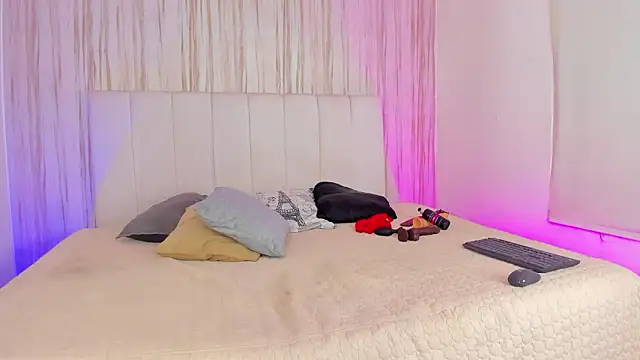 EdnaJara online show from 8, 3, 2026