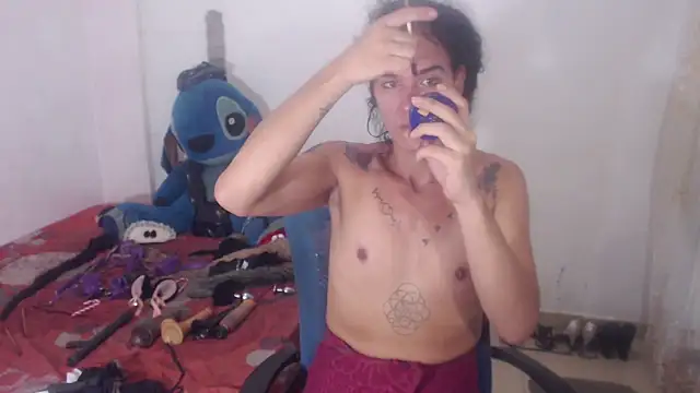 Snapshot of michaeldissts chatting on 12, 6, 2026 michaeldissts online show from 12, 6, 2026