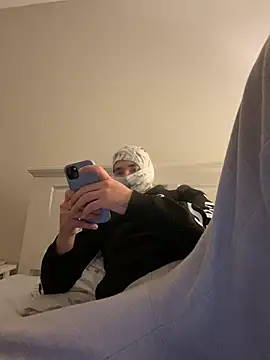 phantom898983 online show from 17, 3, 2026