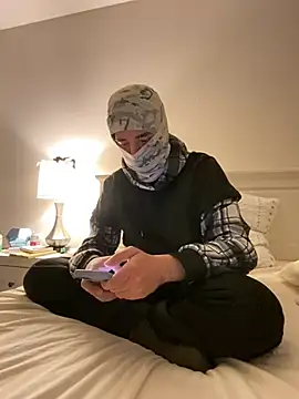 phantom898983 online show from 22, 4, 2026