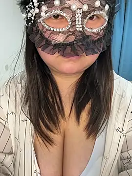 Snapshot of danai398F chatting on 13, 1, 2026 danai398F online show from 13, 1, 2026