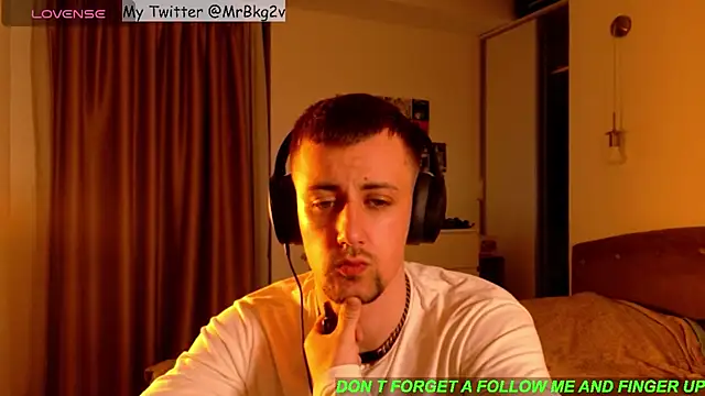 Snapshot of Brellisimo chatting on 4, 6, 2026 Brellisimo online show from 4, 6, 2026