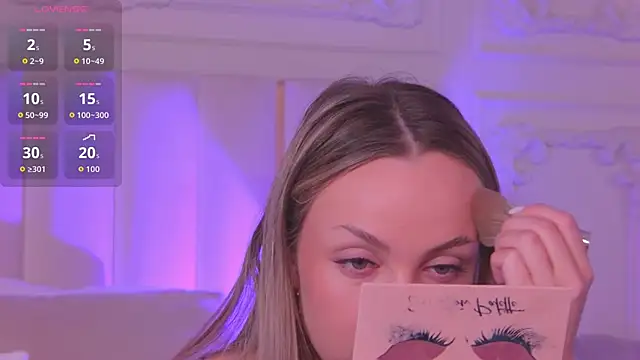 AnnaRow online show from 7, 3, 2026