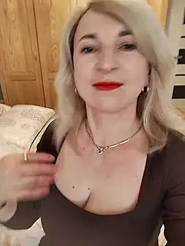 Snapshot of AhlyssaLove1155 chatting on 16, 5, 2026 AhlyssaLove1155 online show from 16, 5, 2026