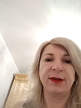 Snapshot of AhlyssaLove1155 chatting on 18, 5, 2026 AhlyssaLove1155 online show from 18, 5, 2026