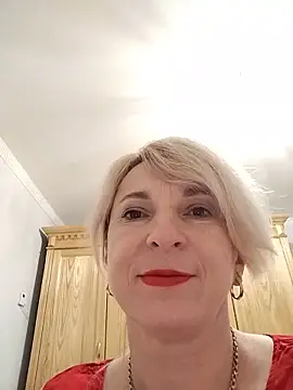 Snapshot of AhlyssaLove1155 chatting on 5, 6, 2026 AhlyssaLove1155 online show from 5, 6, 2026