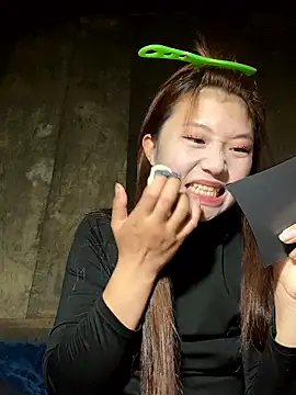 hinata-xx online show from 27, 4, 2026