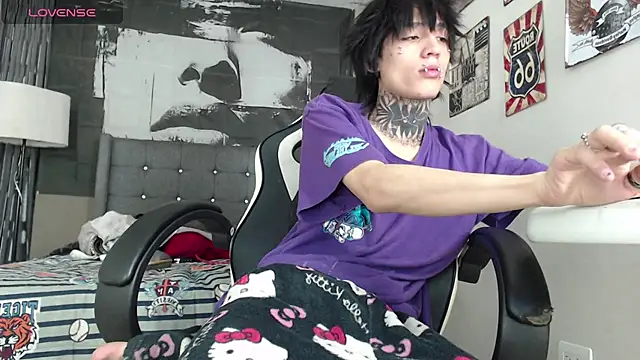 Snapshot of koryu_skull chatting on 16, 12, 2025 koryu skull online show from 16, 12, 2025