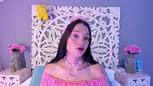 loraineblake online show from 3, 2, 2026