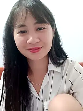 Him MountainGirl online show from 18, 4, 2026