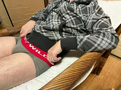 Snapshot of Hirokazu_12 chatting on 9, 1, 2026 Hirokazu 12 online show from 9, 1, 2026