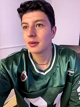 Goldenknight33 online show from 14, 12, 2025