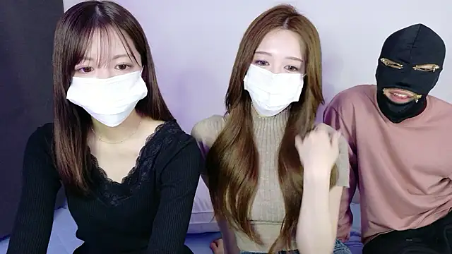  noanyan  online show from 23, 4, 2026