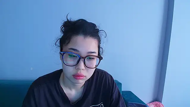 Snapshot of kimyjina chatting on 25, 5, 2026 kimyjina online show from 25, 5, 2026