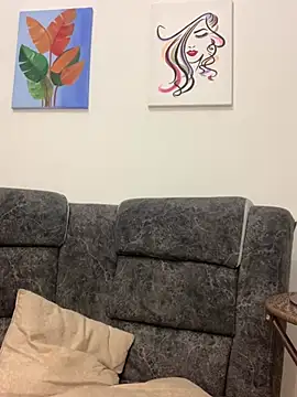 ladulcemary  online show from 27, 2, 2026