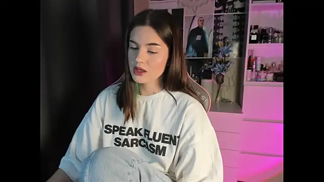 NikkieKitty online show from 13, 2, 2026