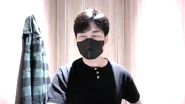 kimze7 online show from 24, 4, 2026