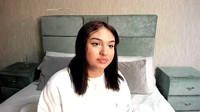 NaomySakura online show from 13, 2, 2026