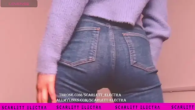 Snapshot of Scarlett_Electra chatting on 11, 1, 2026 Scarlett Electra online show from 11, 1, 2026