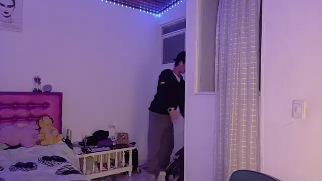 Dani Dancer online show from 25, 4, 2026