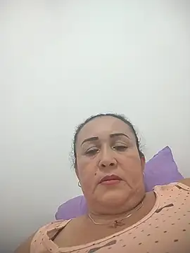 Nini Love  online show from 17, 6, 2026