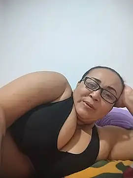 Nini Love  online show from 25, 6, 2026