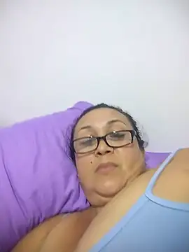 Nini Love  online show from 19, 7, 2026