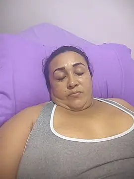 Nini Love  online show from 22, 7, 2026