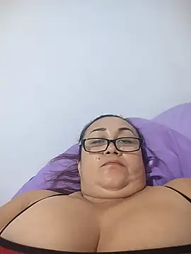 Nini Love  online show from 26, 7, 2026