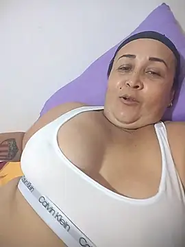 Nini Love  online show from 28, 7, 2026