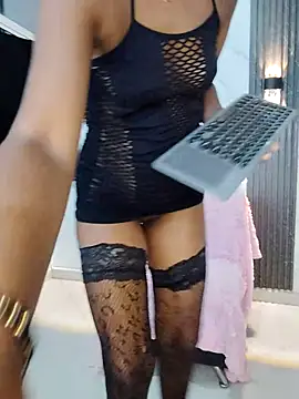 CaramelDesire online show from 8, 4, 2026