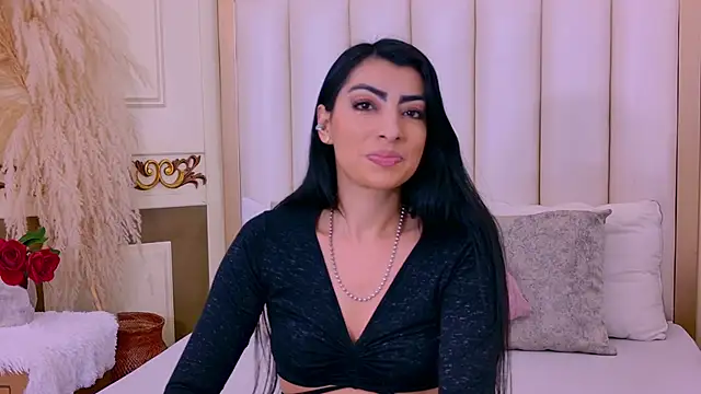 NinnaPiers online show from 21, 4, 2026