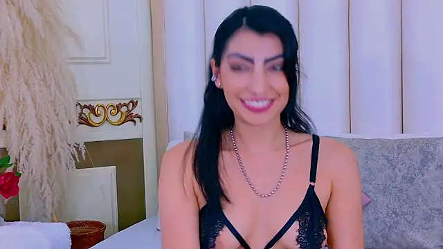 NinnaPiers online show from 25, 4, 2026