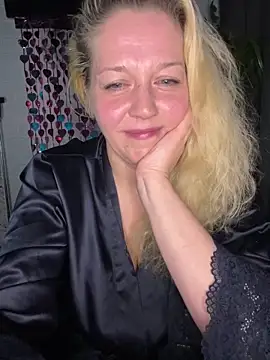 JenniferCarmen online show from 16, 2, 2026