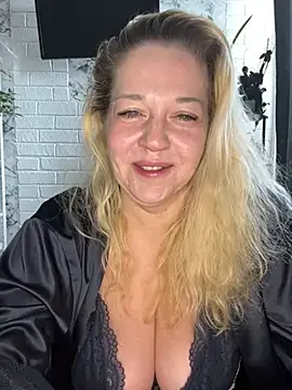 JenniferCarmen online show from 1, 4, 2026