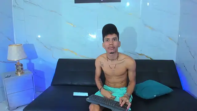 Alex jeins at online show from 10, 3, 2026