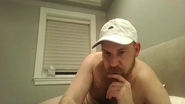 Snapshot of BeefyNcloudy chatting on 22, 12, 2025 BeefyNcloudy online show from 22, 12, 2025